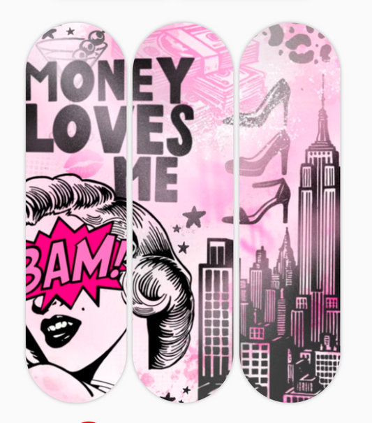MONEY LOVES ME