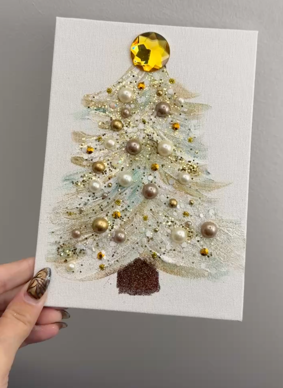 HOLIDAY TREE #06